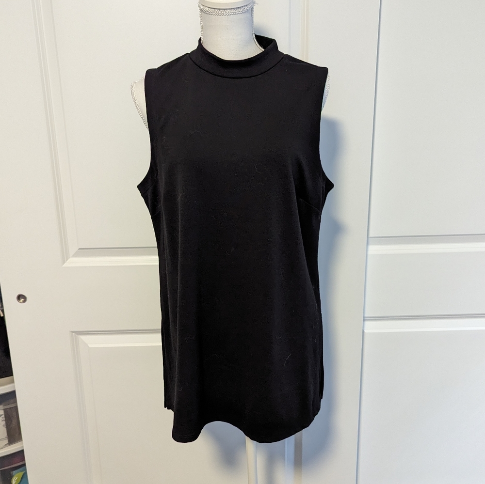 Turtleneck Sleeveless Top